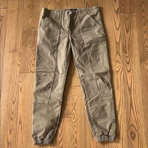 Veronica Beard Tan Cargo Pants Relaxed Fit Elastic Cuffs